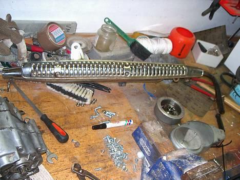 Honda Dax *RØD* UPDATE D. 03/12 - Rusten udstødning. billede 2