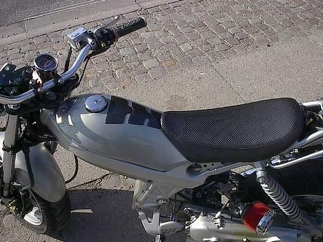 Suzuki street magic solgt billede 6