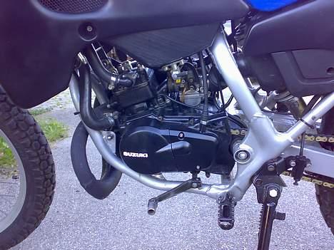 Suzuki Rmx   - Ny renoveret motor, køre perfekt og er snart kørt til billede 3