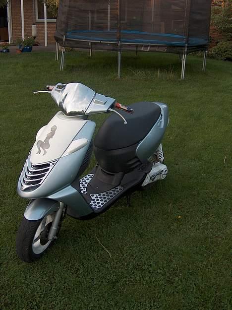 Aprilia Sonic *total skadet* - opdateret 23.09.06 billede 5