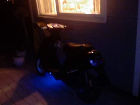 Yamaha jog (SOLGT) billede 13