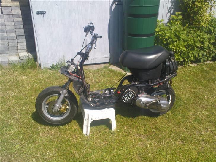 Yamaha Jog Evo II ac [ Solgt ] - Ac raceren :D hehe  billede 3