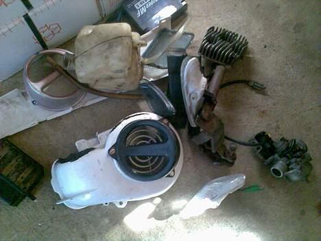 Yamaha Jog SOLGT ! billede 9