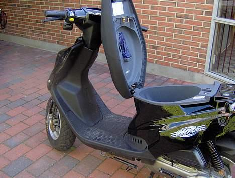 PGO Hot50 (SOLGT) billede 9