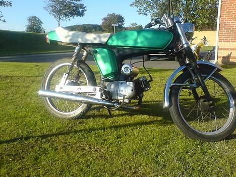 Yamaha 4 gears SOLGT billede 1