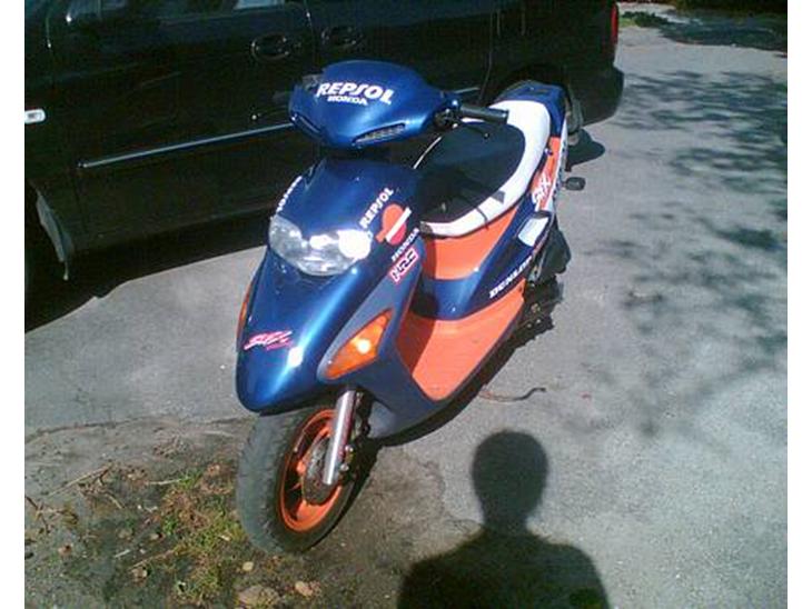 {{currentPhoto.altText}} billede {{currentPhoto.number}}