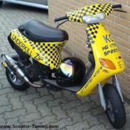 Piaggio Zip Underkill (Solgt)