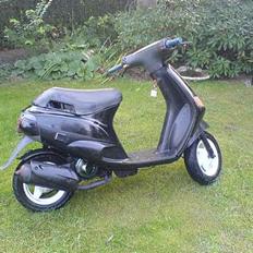 Piaggio Zip 