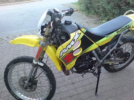 Suzuki Rmx billede 2