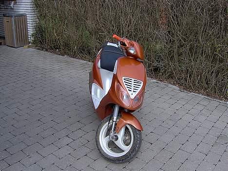 Piaggio NRG Mc3 Solgt. billede 2