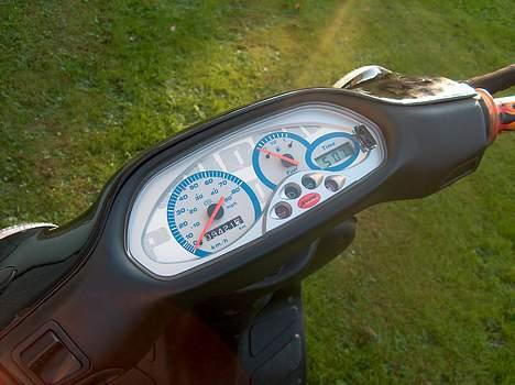 Piaggio typhoon byttet til jog billede 6