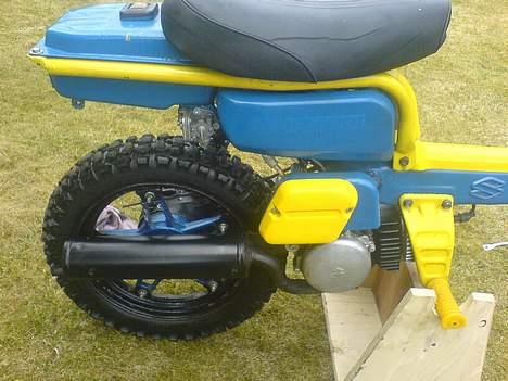 Suzuki FZ50"Brøndby look"[SOLGT] billede 8