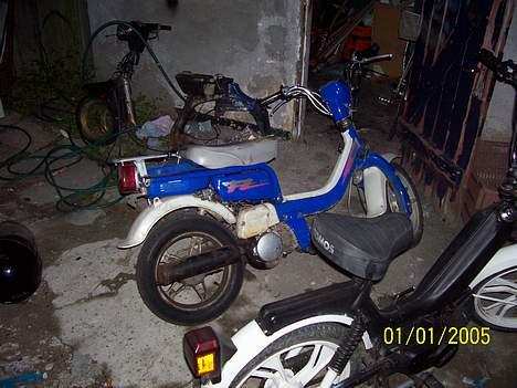 Suzuki FZ50 SOLGT billede 1