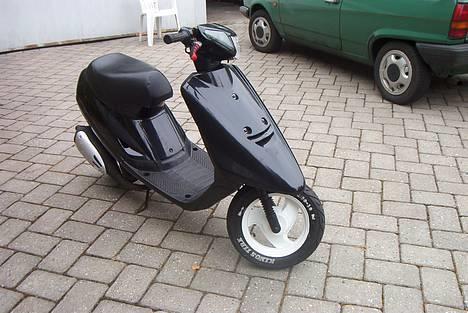 Yamaha jog *Solgt* - Så har "Joggen" fået Hvide fælge :D <3 billede 1