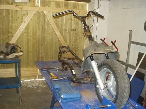 Aprilia Sonic PROJEKT - Uden motor billede 3