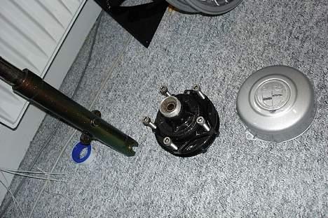 Puch Maxi KL Solgt - Forfaggelben, bagnav og tændingsdæksel billede 9