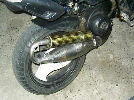 Piaggio NRG MC3 (BYTTET) - Yasuni C20 som er blevet poleret lidt billede 2