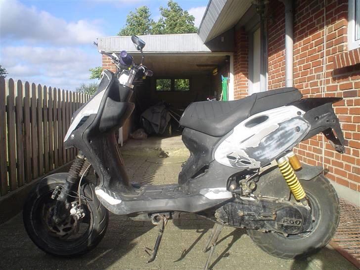 PGO Pmx Naked tilsalg billede 3