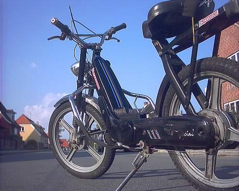 Vespa ciao under renovering billede 1