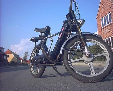 Vespa ciao under renovering billede 5