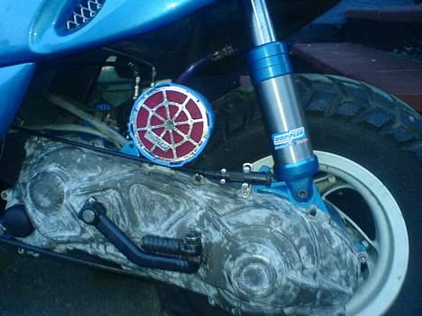 Gilera Stalker - ved variator skjoldet ser fucked ud, men er fordi jeg er igang med at få malingen af billede 4