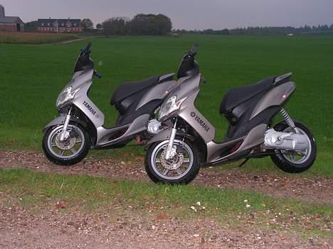 Yamaha Jog R - Solgt - Min scooter sammen med en kammerats.. billede 14