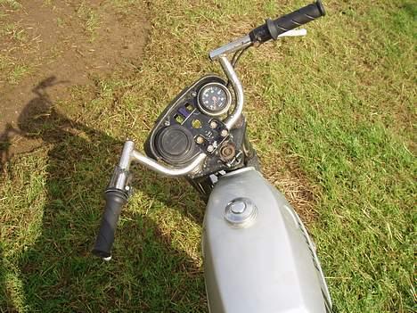 Puch monza 3 g >>FØR<< - ja så er der kommet speedo på men jeg mangler speedo kabel.... billede 13