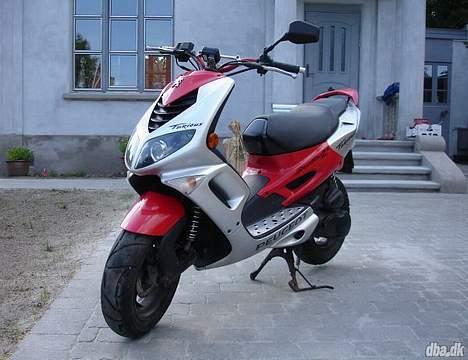 Peugeot speedfight 2 furious billede 2