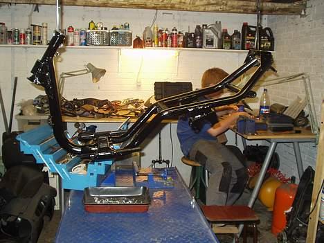 Aprilia Sonic PROJEKT - SÅ det blevet malet ;D billede 7