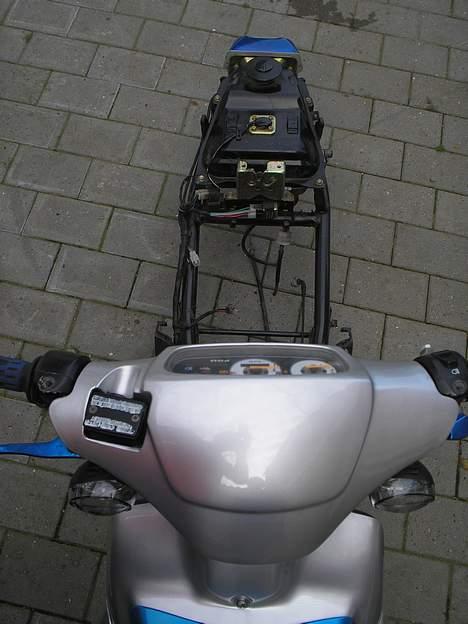 PGO Hot 50 - Under renovering. billede 16