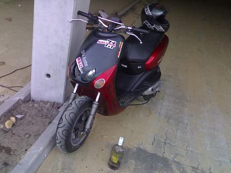 Yamaha det sorte svin - solgt - inden den blev malet billede 10