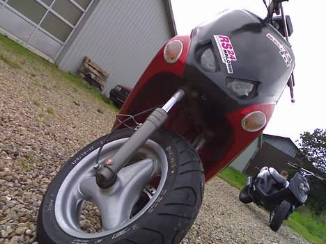 Yamaha det sorte svin - solgt - inden den blev malet billede 11