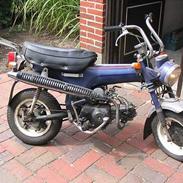 Honda   Dax