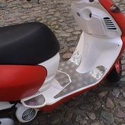 Aprilia Sonic (Total skadet)