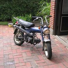 Honda   Dax