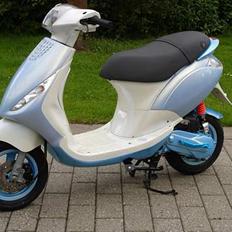 Piaggio new zip P.I.M.P