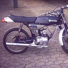 Yamaha FS-1 DX 4g - SOLGT