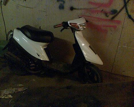 Yamaha jog solget til phillip j. billede 1