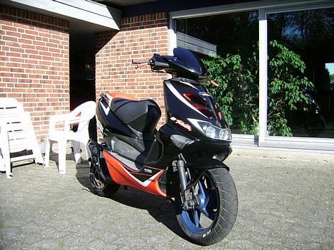 Aprilia SR50 DiTech *Solgt* billede 6