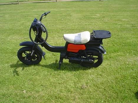 Suzuki FZ 50 SOLGT - som den ser ud nu.. billede 6