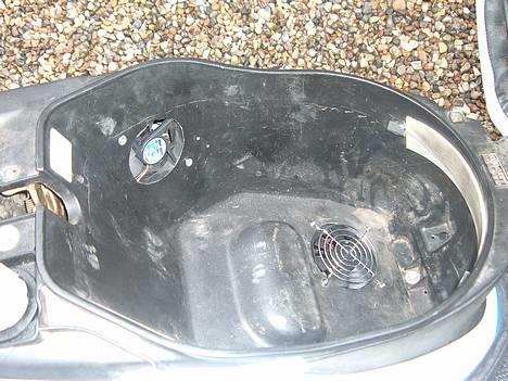 Honda SFX *solgt* - køling i boksen... billede 4