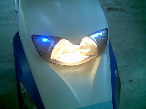 Honda SFX *solgt* - dioder omkring forlygte! billede 5