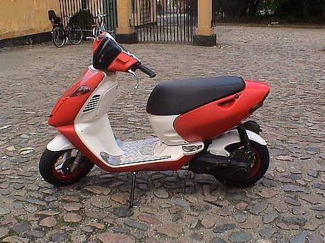 Aprilia Sonic (Total skadet) billede 4