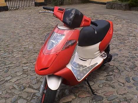 Aprilia Sonic (Total skadet) billede 9