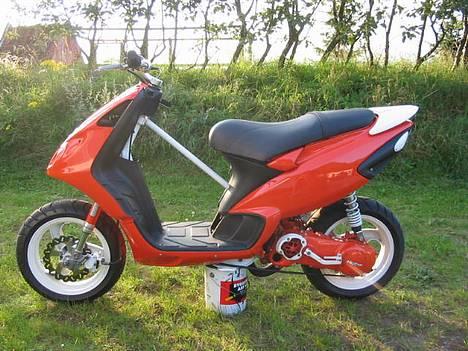 Piaggio Nrg lc 19,1hk solgt billede 4