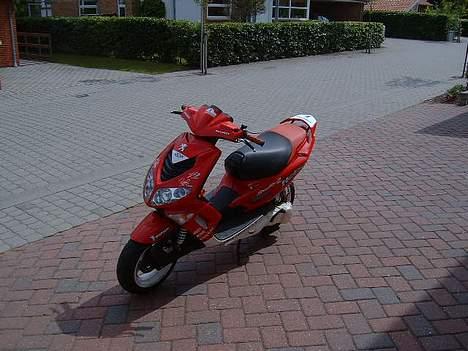 Peugeot speedfight - Lidt Skråt Igen billede 4