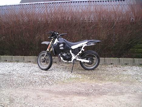 Suzuki SMX \\ Solgt \\ billede 3