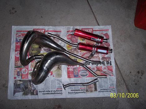 Derbi Senda SM X-treme (SOLGT) - De to hebo udstødninger. Den ene er ny den anden er brugt. billede 17