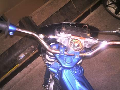 Puch maxi, byttet til lc sonic - jaa, den er go´ nok der er speedo og 12 volt batteri ;) heh billede 18