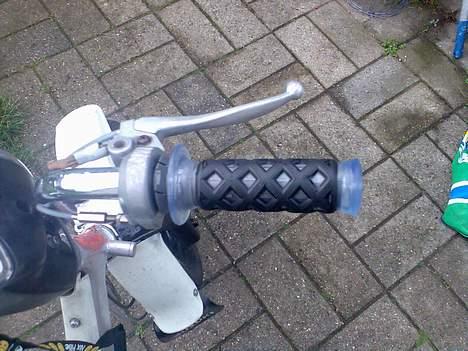 Suzuki FZ 50 (solgt) billede 5